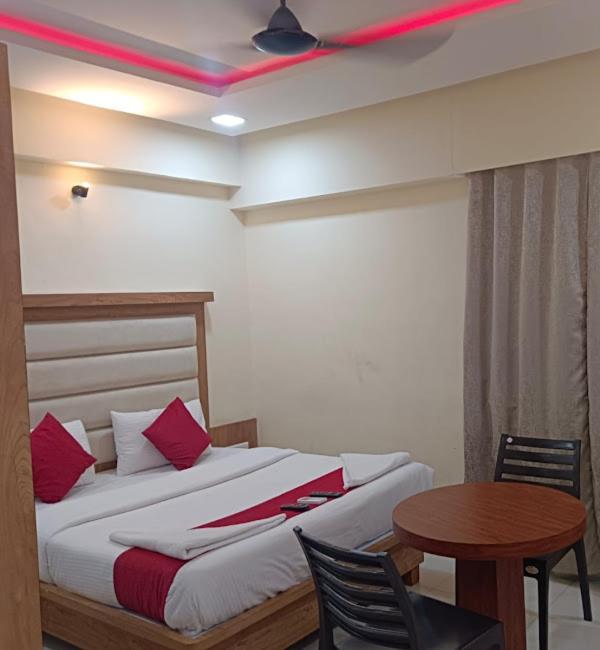 Sun Inn Residency , Нави Мумбаи Экстерьер фото